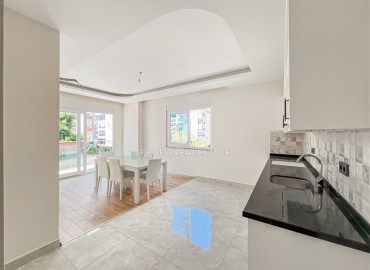 Новая квартира с одной спальней, 68м², в новом комплексе с инфраструктурой, в 400м от моря в Махмутларе, Алания ID-18514 фото-4