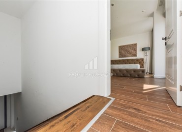 Фешенебельная меблированная вилла 3+1, 180м², с потрясающим видом в элитном комплексе вилл в Каргыджаке, Алания ID-18518 фото-16