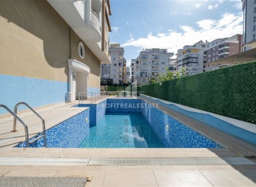 Готовая к проживанию, квартира 1+1, 65м², в комплексе с бассейном в районе субботнего рынка в Махмутларе, Алания ID-18528 фото-16