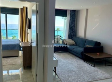 Элитная видовая квартира 1+1, 65м², в фешенебельном комплексе на первой береговой линии в Махмутларе, Алания. ID-18529 фото-9