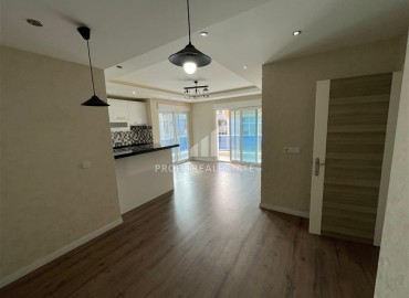 Трехкомнатная квартира, 90м², с ремонтом, в 300м от моря в недорогом современном доме в центре района Оба, Алания ID-18530 фото-2