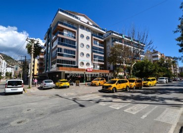 Меблированная квартира 1+1, 55м², в резиденции с бассейном в центре Алании, в 200м от пляжа Клеопатры ID-18542 фото-1