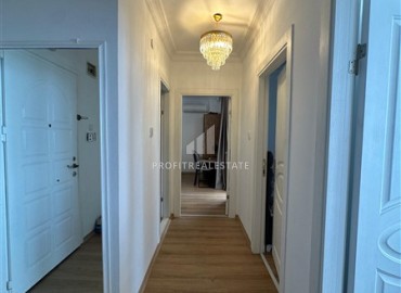 Видовая меблированная квартира с двумя спальнями, 90м², в резиденции на первой береговой линии в Махмутларе, Алания ID-18548 фото-5