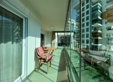 Стильная двухкомнатная квартира с застекленным балконом, 65м², в районе Алании - Авсаллар, в 700м от моря. ID-18558 фото-16