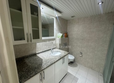 Готовая к проживанию, квартира с двумя спальнями, 100м², в комплексе с бассейном, в 100м от моря в районе Алании Оба ID-18565 фото-10