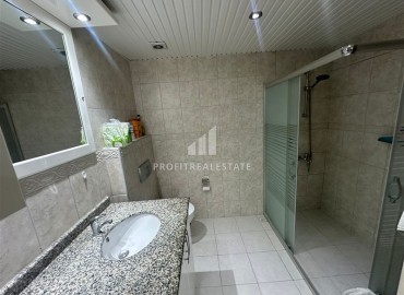 Готовая к проживанию, квартира с двумя спальнями, 100м², в комплексе с бассейном, в 100м от моря в районе Алании Оба ID-18565 фото-11