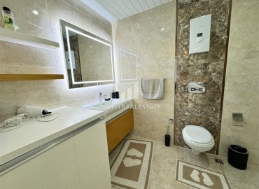 Видовая квартира 1+1, 65м², с новой мебелью и остекленным балконом в комфортабельном комплексе в Махмутларе, Алания ID-18567 фото-7