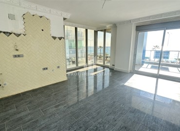 Трехкомнатная квартира, 95м², с роскошным видом на первой береговой линии в Махмутларе, Алания ID-18573 фото-2