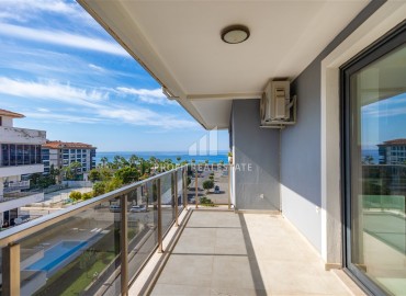 Меблированный пентхаус с тремя спальнями, 185м², в уютной резиденции с инфраструктурой в 100м от моря в Кестеле, Алания ID-18578 фото-5