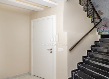 Меблированный пентхаус с тремя спальнями, 185м², в уютной резиденции с инфраструктурой в 100м от моря в Кестеле, Алания ID-18578 фото-10