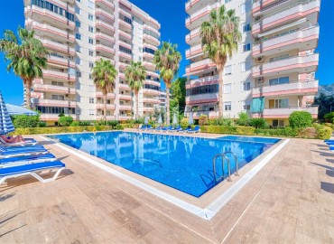 Стильная квартира с двумя спальнями, 125м², в резиденции с бассейном в центре Махмутлара, Алания, в 300м от моря ID-18584 фото-1