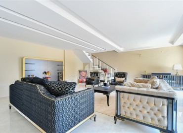 Элитная недвижимость в Алании с видом на море: дуплекс 3+1, 200м², в комфортабельной резиденции в 250м от моря в районе Каргыджак ID-18587 фото-5