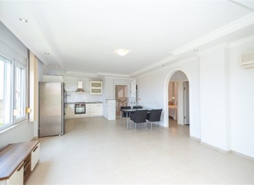 Симпатичная квартира 2+1, 100м², с выходом в сад в районе Алании Конаклы, в 500м от Средиземного моря под ВНЖ ID-18592 фото-7