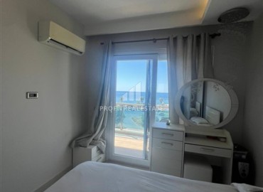 Фешенебельная видовая квартира 1+1, 65м², в элитном комплексе на первой береговой линии в Махмутларе, Алания ID-18607 фото-8