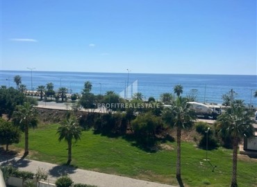 Фешенебельная видовая квартира 1+1, 65м², в элитном комплексе на первой береговой линии в Махмутларе, Алания ID-18607 фото-11