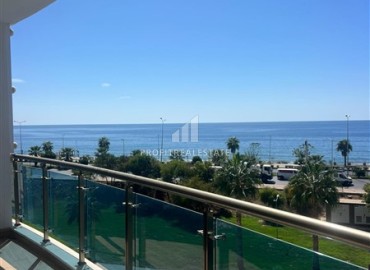 Фешенебельная видовая квартира 1+1, 65м², в элитном комплексе на первой береговой линии в Махмутларе, Алания ID-18607 фото-14