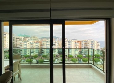 Меблированная трехкомнатная квартира, 70м² в новом элитном комплексе на первой береговой линии Махмутлара, Алания ID-18619 фото-8