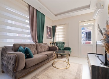 Недорогая недвижимость в Махмутларе, Алания: трехкомнатная квартира, 100м², на центральной улице в 200м от моря ID-18621 фото-2