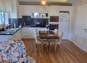 Квартира для большой семьи с тремя спальнями, 150м², в комфортабельном комплексе у моря в Махмутларе, Алания ID-18626 фото-4