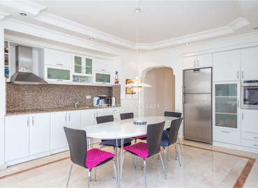 Меблированная квартира с двумя спальнями, 110м², в комплексе с бассейном, в 150м от моря в районе Алании Оба ID-17563 фото-5