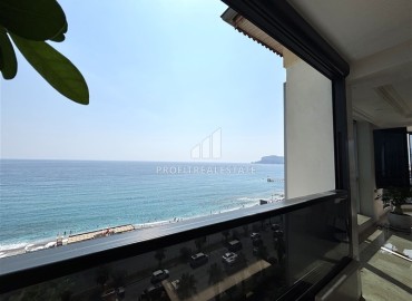 Пентхаус 4+1, 200м², на первой береговой линии с захватывающим видом на море и крепость Алании, в центре района Тосмур, Алания ID-18650 фото-8