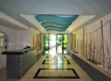 Меблированная квартира 1+1, 60м, с видом на горы, в комфортабельном комплексе, у моря в Махмутларе, Алания ID-18654 фото-16