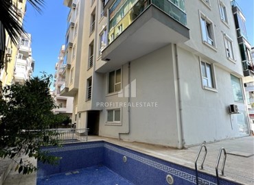 Стильные апартаменты с одной спальней, 55м², в современной резиденции с бассейном, в 250м от моря в Махмутларе, Алания ID-18656 фото-11