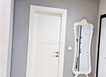 Комфортабельные двухкомнатные апартаменты, 65м², с остекленным балконом в 350м от моря в Махмутларе, Алания ID-18657 фото-5