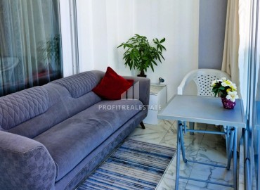 Комфортабельные двухкомнатные апартаменты, 65м², с остекленным балконом в 350м от моря в Махмутларе, Алания ID-18657 фото-10
