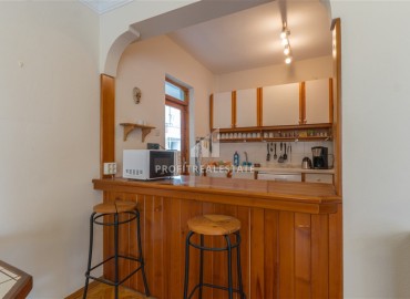 Меблированная квартира с двумя спальнями, 130м², в доме городского типа в центре Алании в 50м от пляжа Клеопатры ID-18668 фото-7