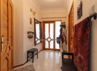 Меблированная квартира с двумя спальнями, 130м², в доме городского типа в центре Алании в 50м от пляжа Клеопатры ID-18668 фото-18