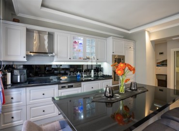 Линейная квартира с тремя спальнями, 130м², готовая к проживанию, в 300м от моря в районе Оба, Алания под ВНЖ ID-18681 фото-11