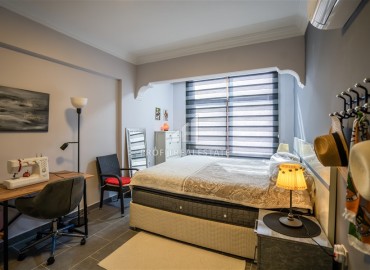 Линейная квартира с тремя спальнями, 130м², готовая к проживанию, в 300м от моря в районе Оба, Алания под ВНЖ ID-18681 фото-15