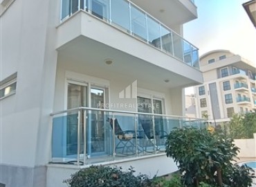 Симпатичные апартаменты 1+1, 50м², в комплексе с бассейном в 300м от моря в районе Оба, Алания по привлекательной цене ID-18726 фото-1