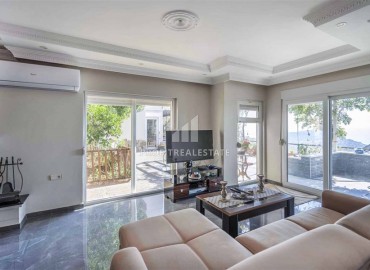 Обновленная меблированная вилла 3+1, 150м² с потрясающими видами в горном районе Алании Бекташ ID-16975 фото-2