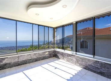 Обновленная меблированная вилла 3+1, 150м² с потрясающими видами в горном районе Алании Бекташ ID-16975 фото-11