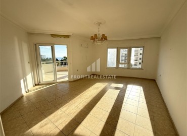 Трехкомнатная квартира с отдельной кухней, 120м², в комплексе с отличной локацией в Махмутларе, Алания, 100м от моря ID-18752 фото-2