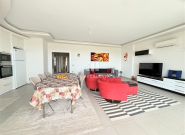 Видовая трехкомнатная квартира, 120м² с элегантным интерьером в комфортабельном комплексе в Джикджилли, Алания ID-18765 фото-7