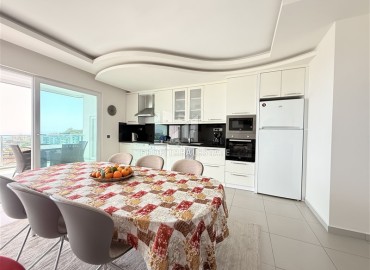 Видовая трехкомнатная квартира, 120м² с элегантным интерьером в комфортабельном комплексе в Джикджилли, Алания ID-18765 фото-8