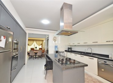 Стильный садовый дуплекс с тремя спальнями, 200м², в элитном комплексе района Каргыджак, Алания ID-18766 фото-4