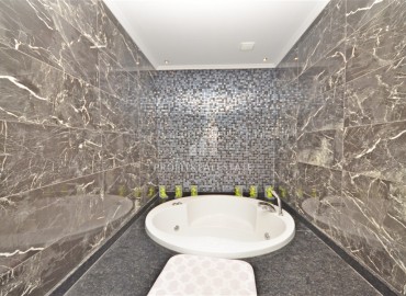 Стильный садовый дуплекс с тремя спальнями, 200м², в элитном комплексе района Каргыджак, Алания ID-18766 фото-15