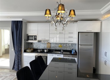 Элегантная трехкомнатная квартира, 120м² с остекленным балконом в элитном комплексе в Джикджилли, Алания ID-18767 фото-3