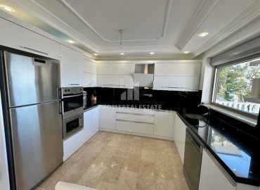 Очаровательная меблированная вилла с тремя спальнями, 290м². с панорамными видами в районе Алании – Каргыджак ID-18795 фото-7