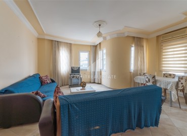 Вторичная недвижимость в Махмутларе, Алания: меблированная квартира 2+1, 120м², в доме городского типа у вторничного рынка ID-18796 фото-3