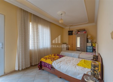 Вторичная недвижимость в Махмутларе, Алания: меблированная квартира 2+1, 120м², в доме городского типа у вторничного рынка ID-18796 фото-5