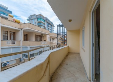 Вторичная недвижимость в Махмутларе, Алания: меблированная квартира 2+1, 120м², в доме городского типа у вторничного рынка ID-18796 фото-9