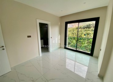 Новая трехкомнатная квартира, 105м², в элитном комплексе в престижном районе Алании – Каргыджак, в 200м от моря ID-18824 фото-12