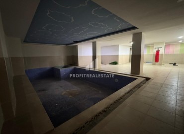 Большая меблированная квартира с одной спальней, 70м² в комплексе с зимним бассейном в 250м от моря в Махмутларе, Алания ID-18836 фото-10