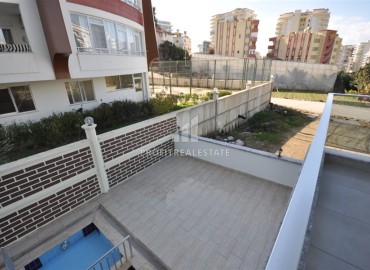 Двухкомнатная квартира, 55м², в комплексе с хорошей инфраструктурой, недалеко от моря в Махмутларе, Алания ID-18858 фото-11