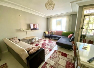 Готовая к проживанию, бюджетная трехкомнатная квартира, 90м², в доме городского типа, в 300м от моря в центре Алании ID-18869 фото-8